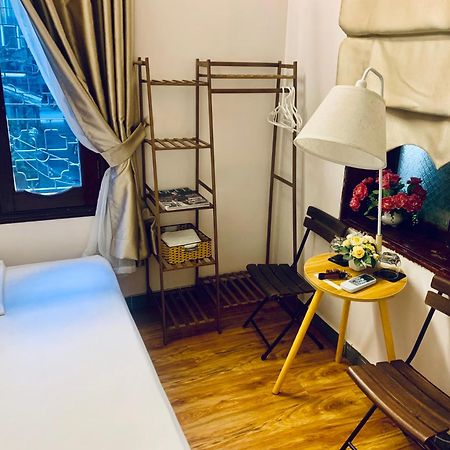 Huong'S Family Homestay Hanoi Exterior photo