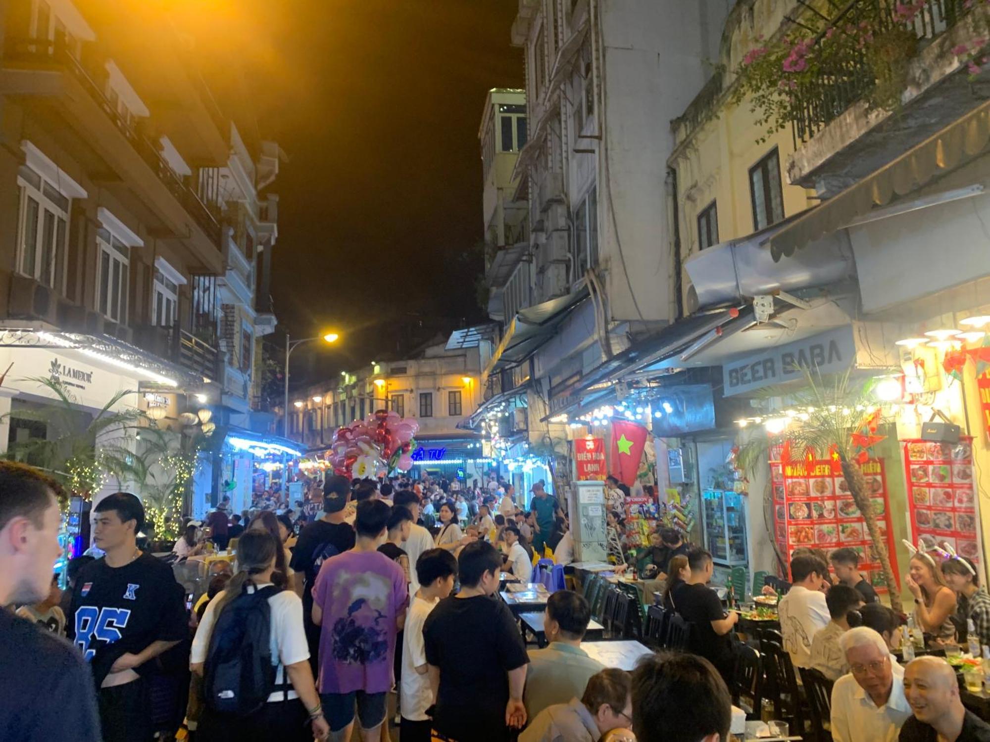 Huong'S Family Homestay Hanoi Exterior photo